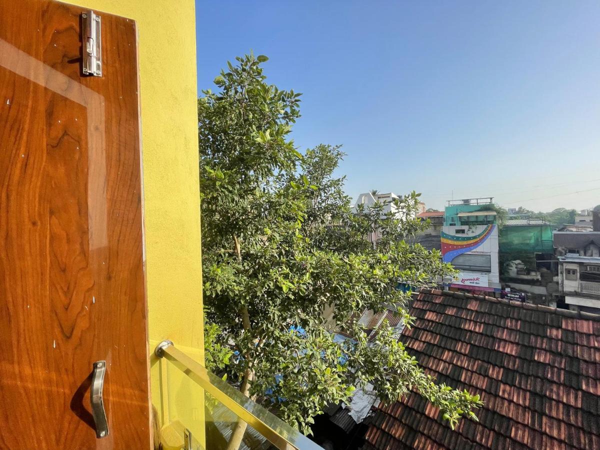 Shree Sadguru Krupa Yatri Niwas Villa Колхапур Екстериор снимка